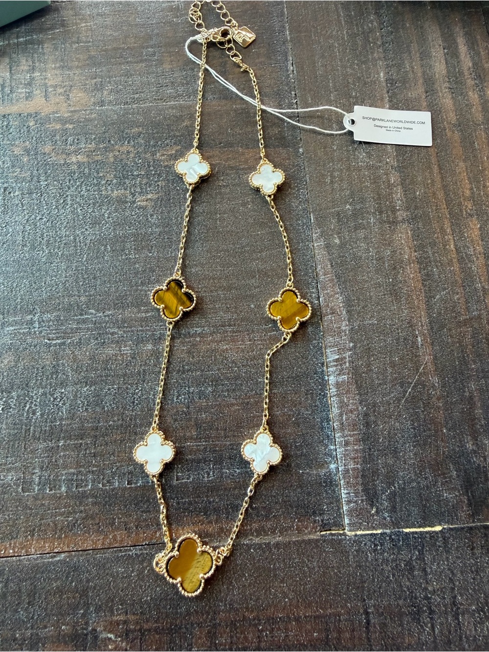 Park Lane “Macchiato” Gold Necklace with White and Honey Clover Motifs